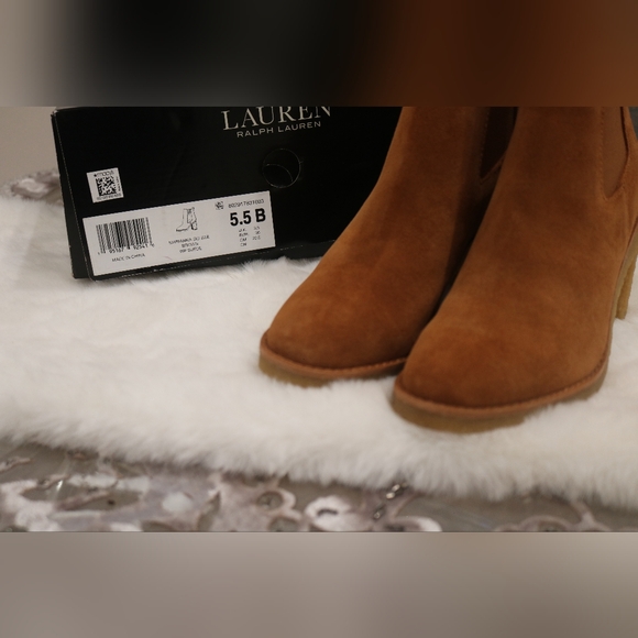 Lauren Ralph Lauren Marianna Womens Suede Chelsea Boots, 5.5B - Picture 9 of 9